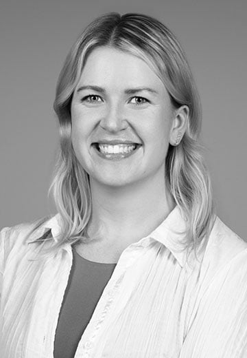Photo of Sarah Isdahl
